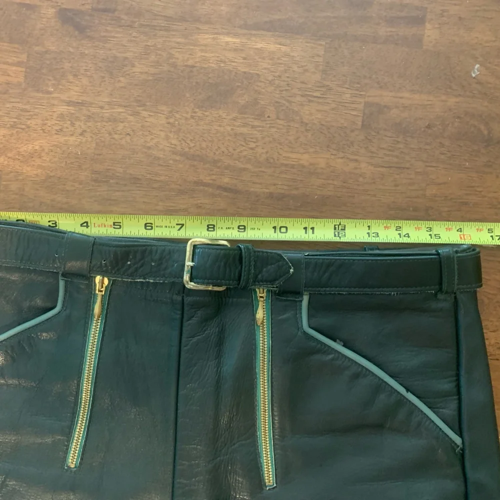 Vintage leather shorts - Picture 6 of 6